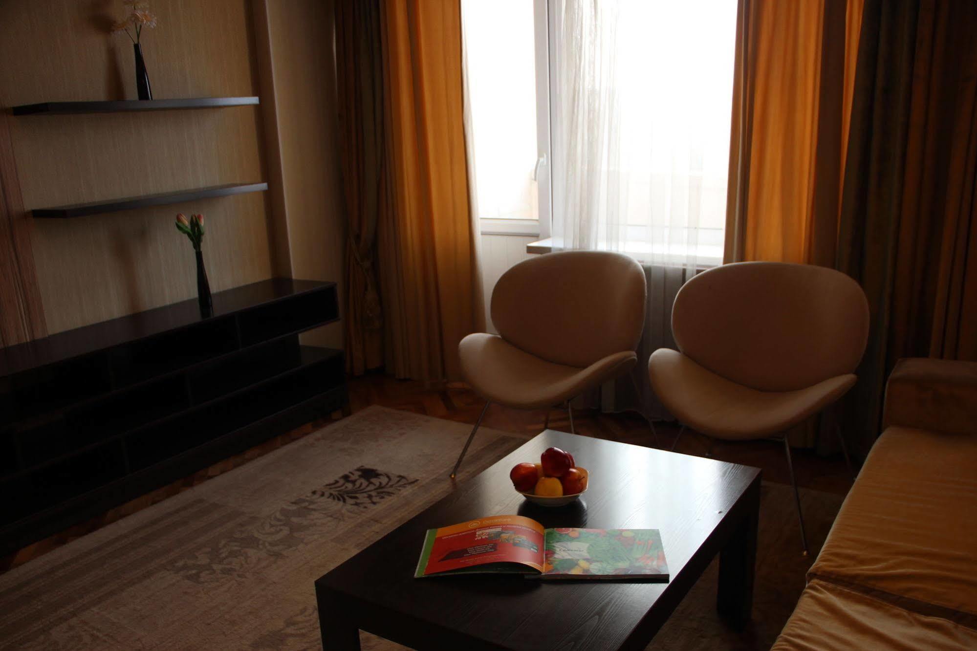 Hotel Dostuk Bişkek Dış mekan fotoğraf