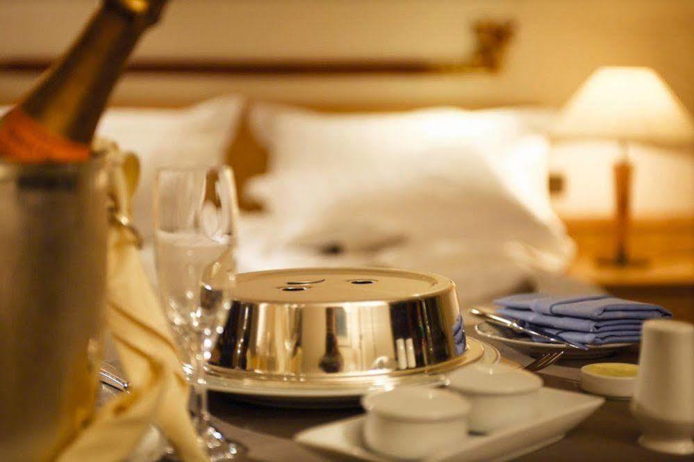 Hotel Dostuk Bişkek Dış mekan fotoğraf